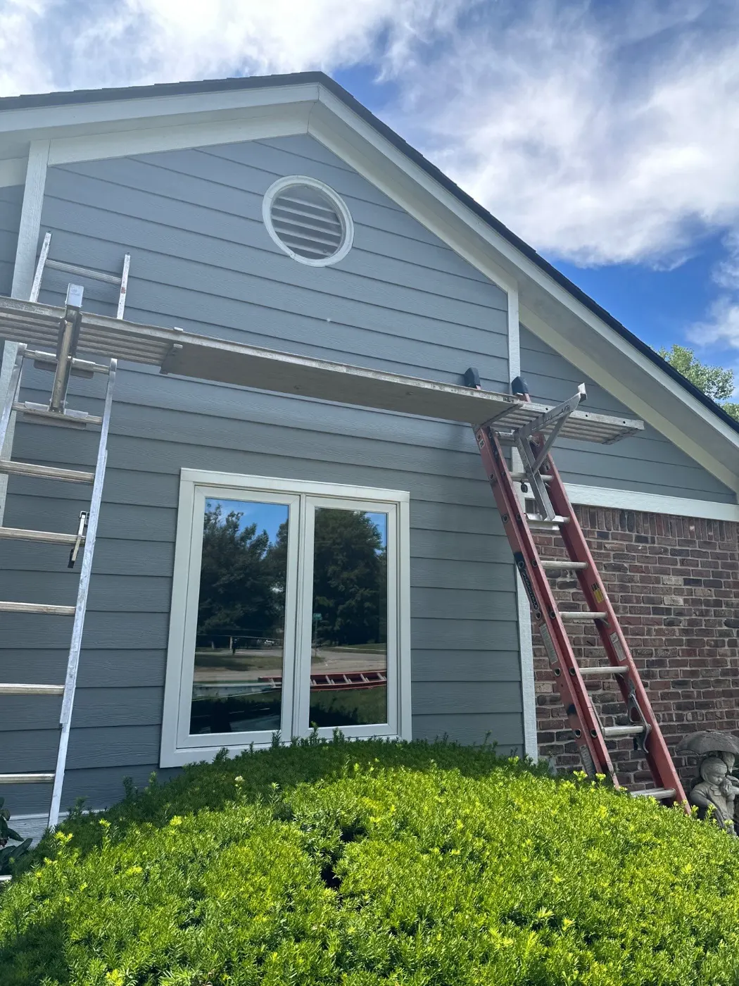 Siding by Summit Lakes Siding Company near Broad Ripple, IN
